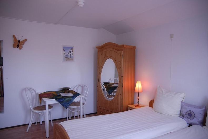 Hotel 'T Vlinderhofke Sint Geertruid Quarto foto